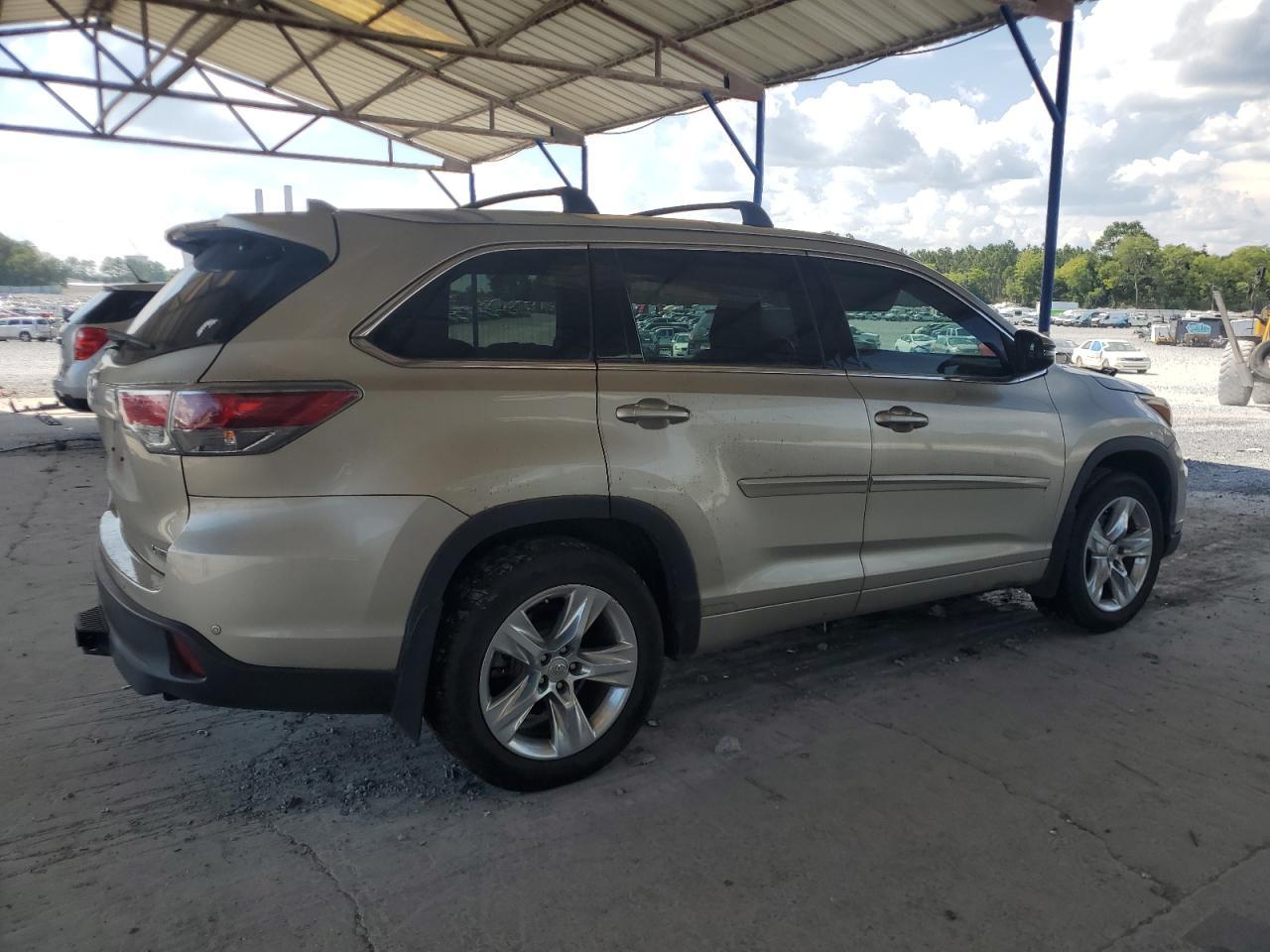 2015 TOYOTA HIGHLANDER