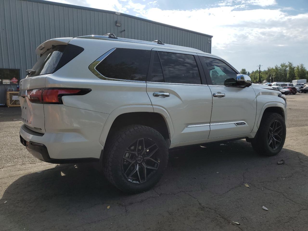 2025 TOYOTA Sequoia