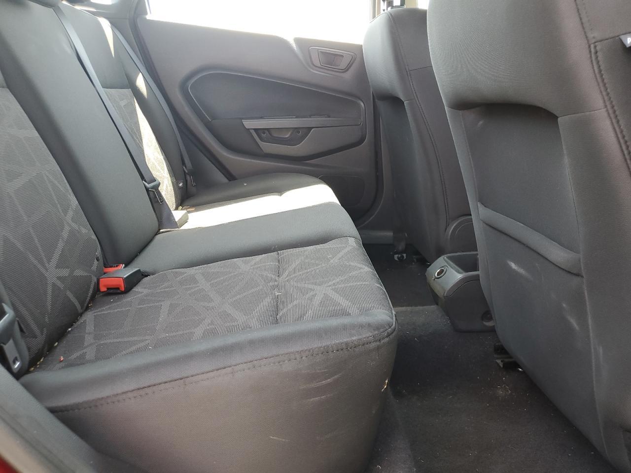 2011 FORD Fiesta