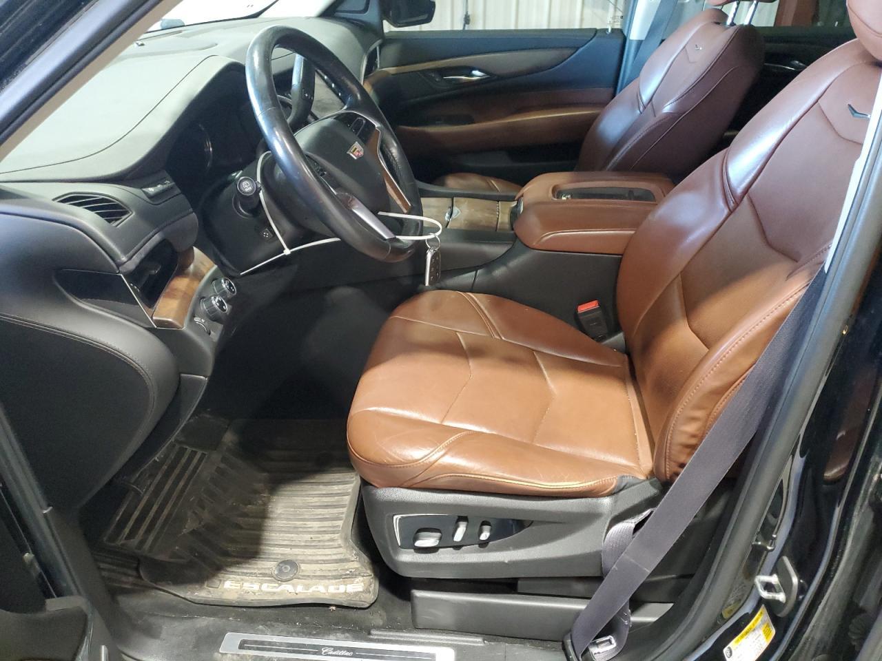2017 CADILLAC ESCALADE
