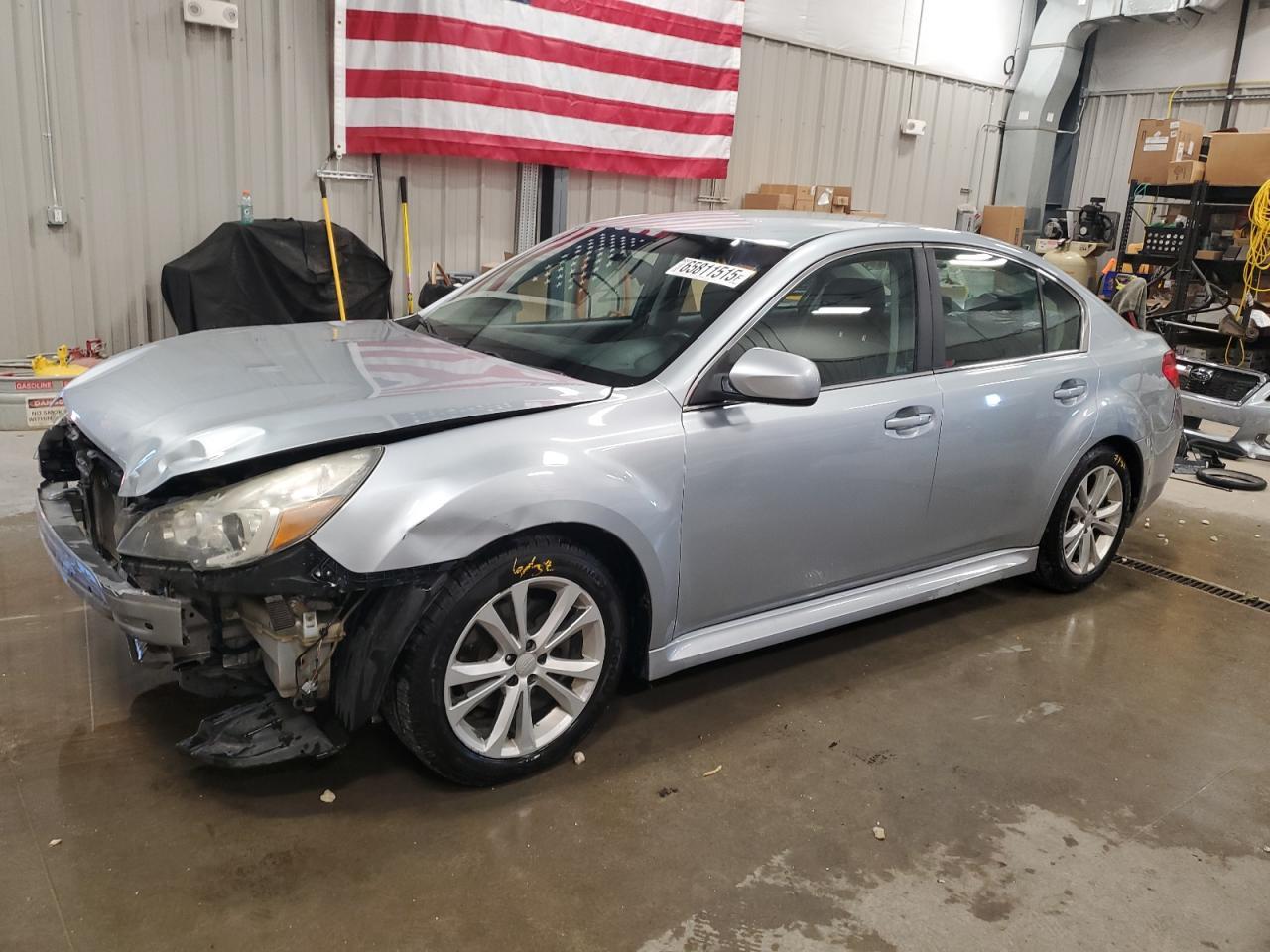 2013 SUBARU Legacy