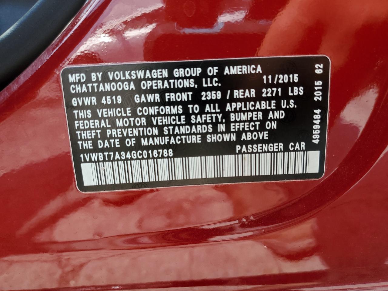 2016 VOLKSWAGEN Passat