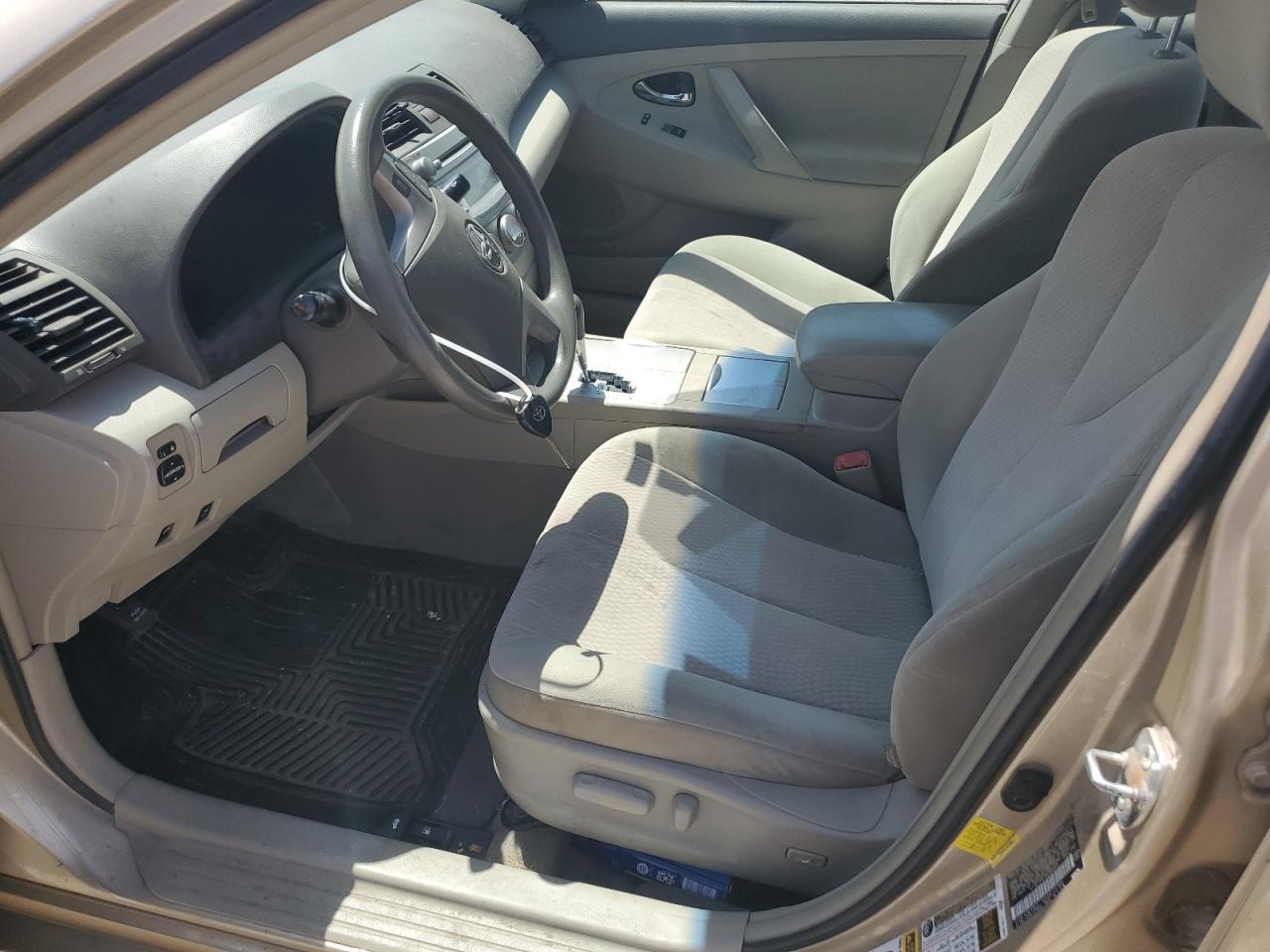 2011 TOYOTA CAMRY