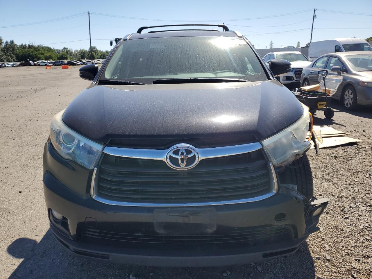 2015 TOYOTA HIGHLANDER