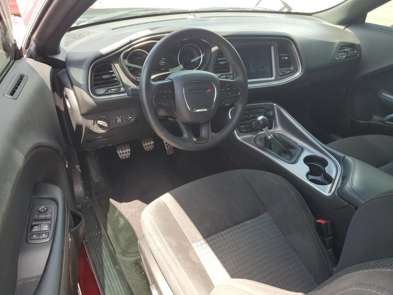 2017 DODGE Challenger