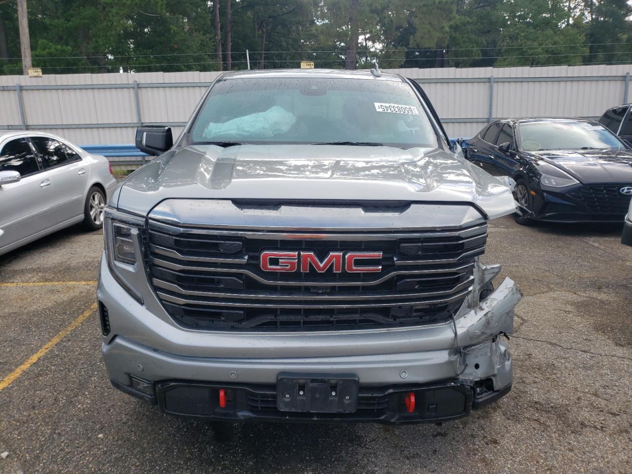 2023 GMC Sierra
