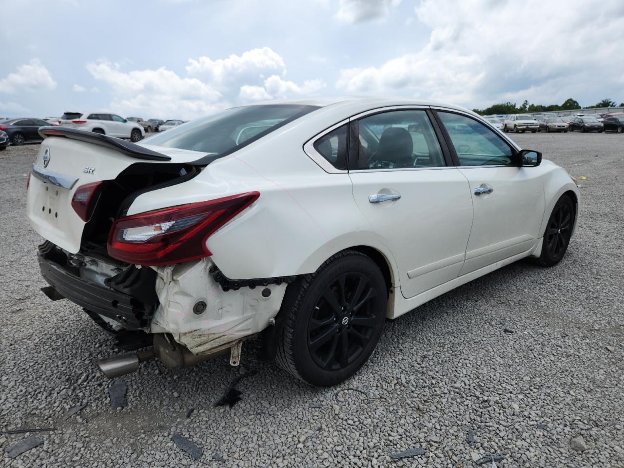 2017 NISSAN ALTIMA