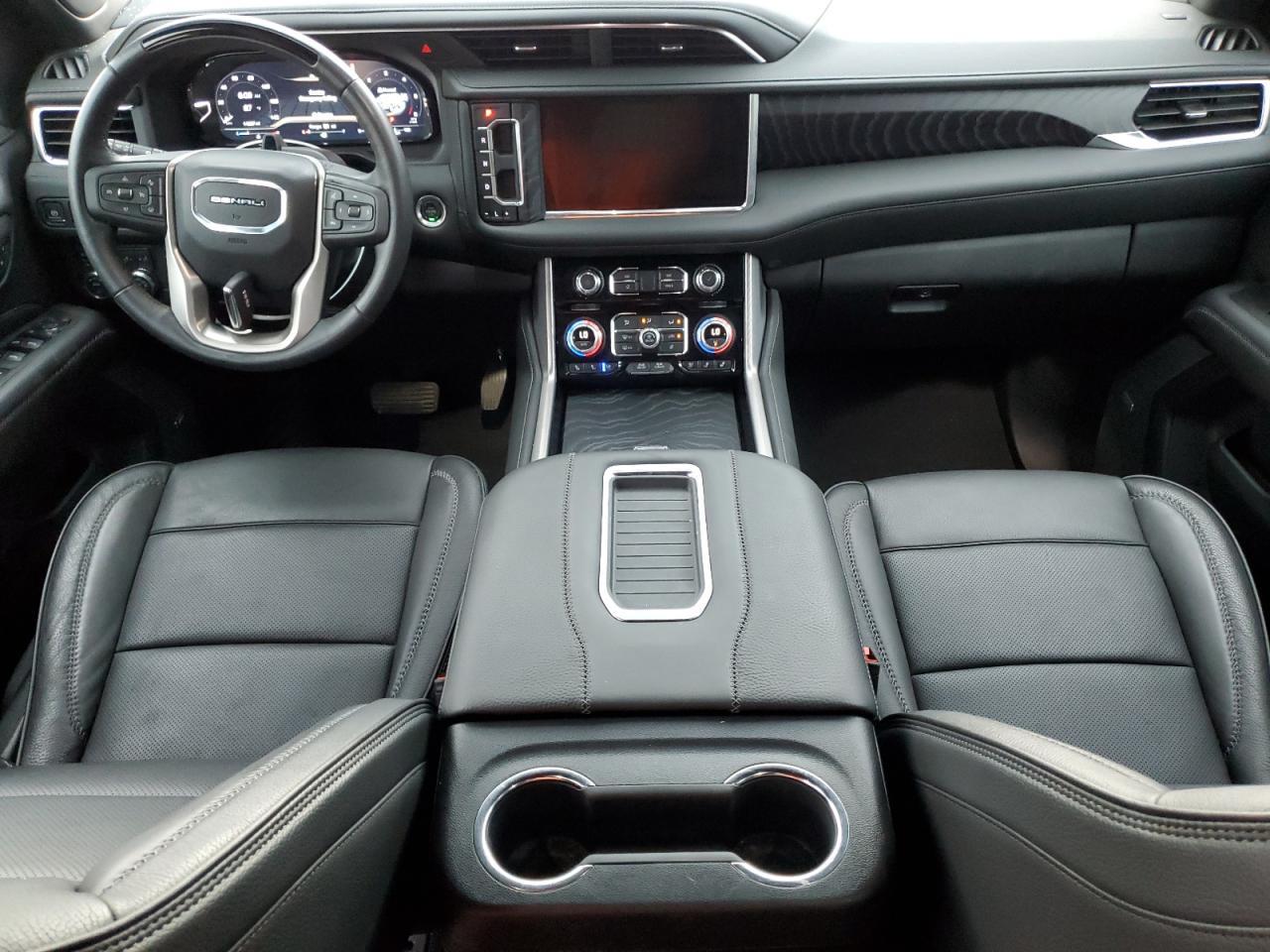 2024 GMC Yukon