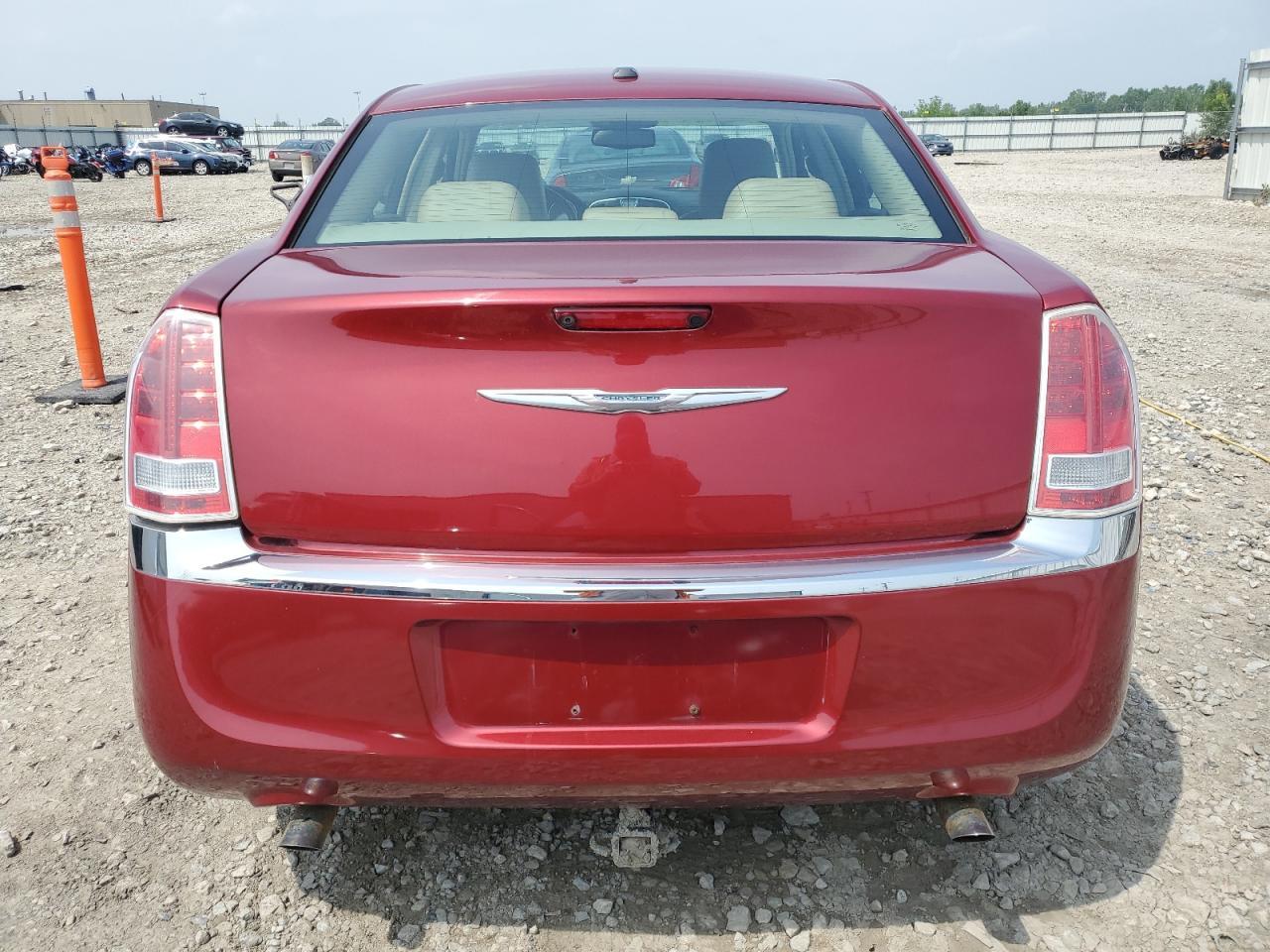 2011 CHRYSLER 300