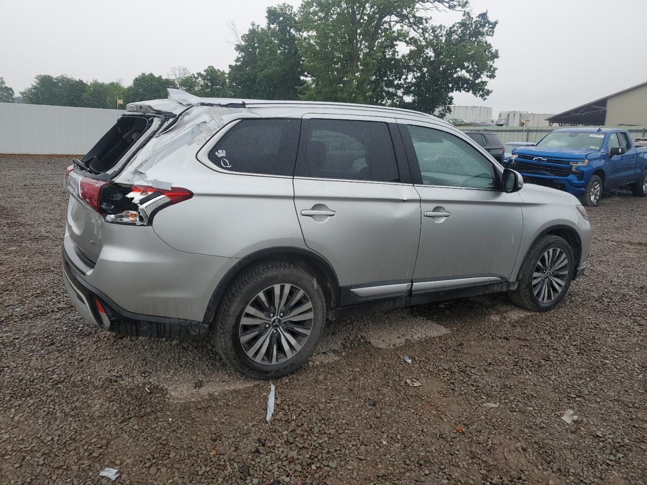 2020 MITSUBISHI outlander