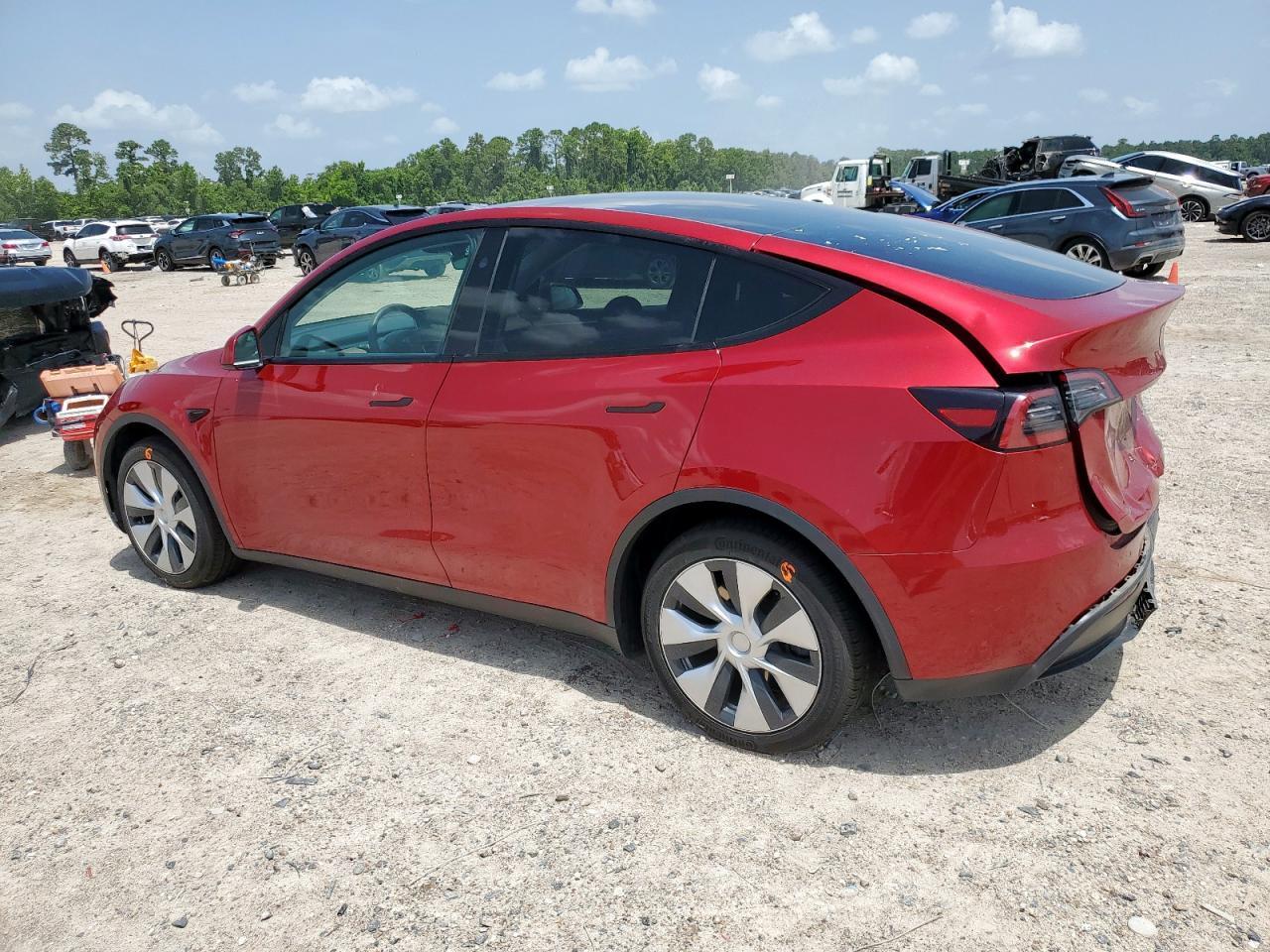 2024 TESLA MODEL Y