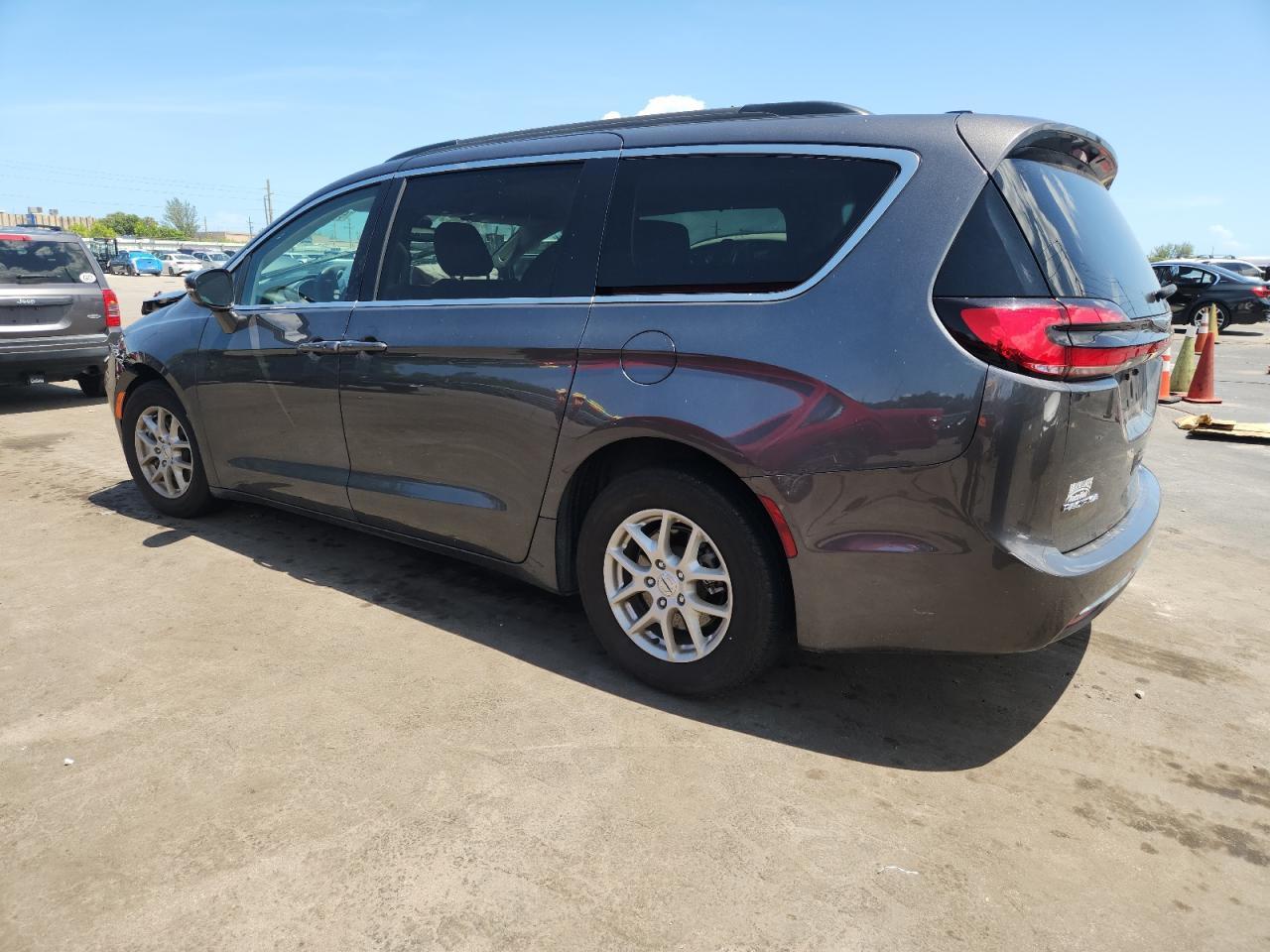 2022 CHRYSLER Pacifica