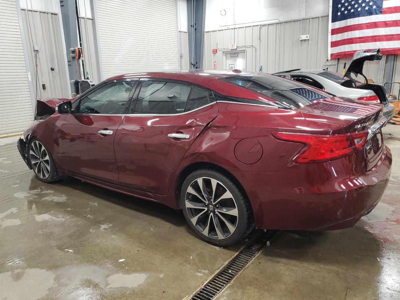 2017 NISSAN Maxima