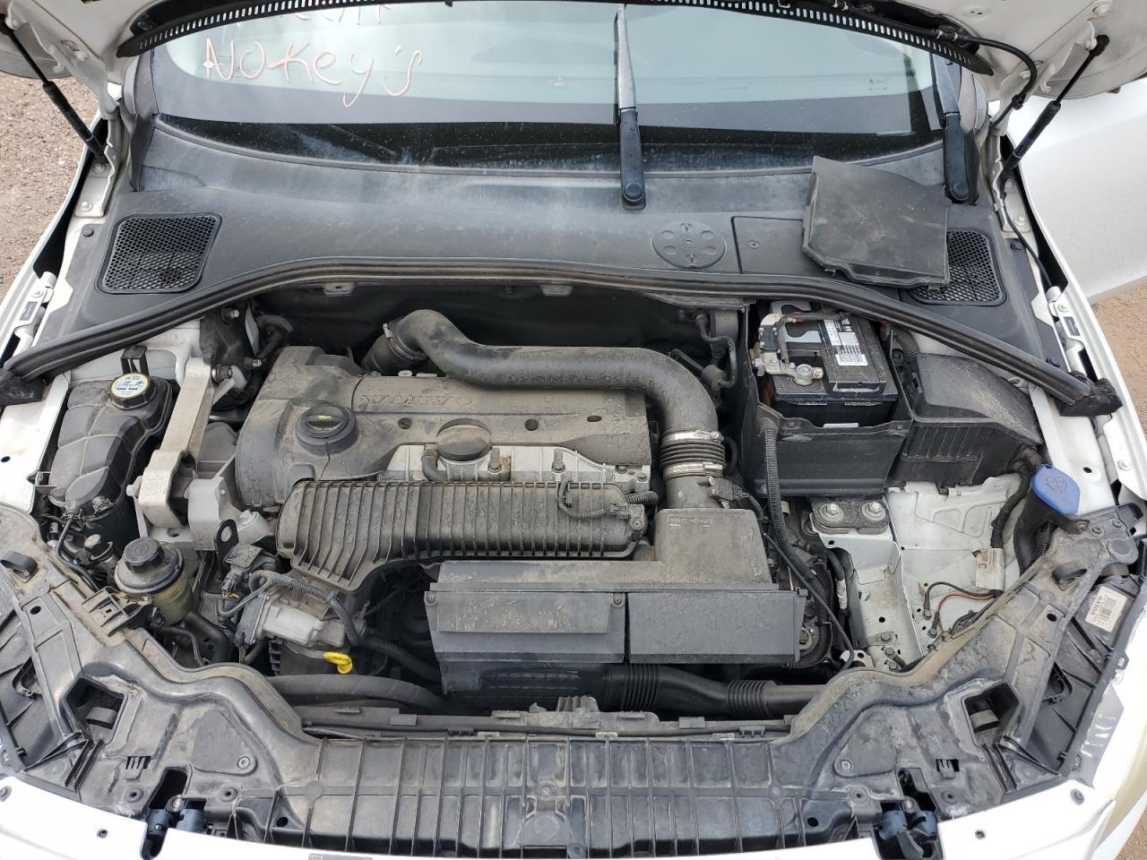 2014 VOLVO S60