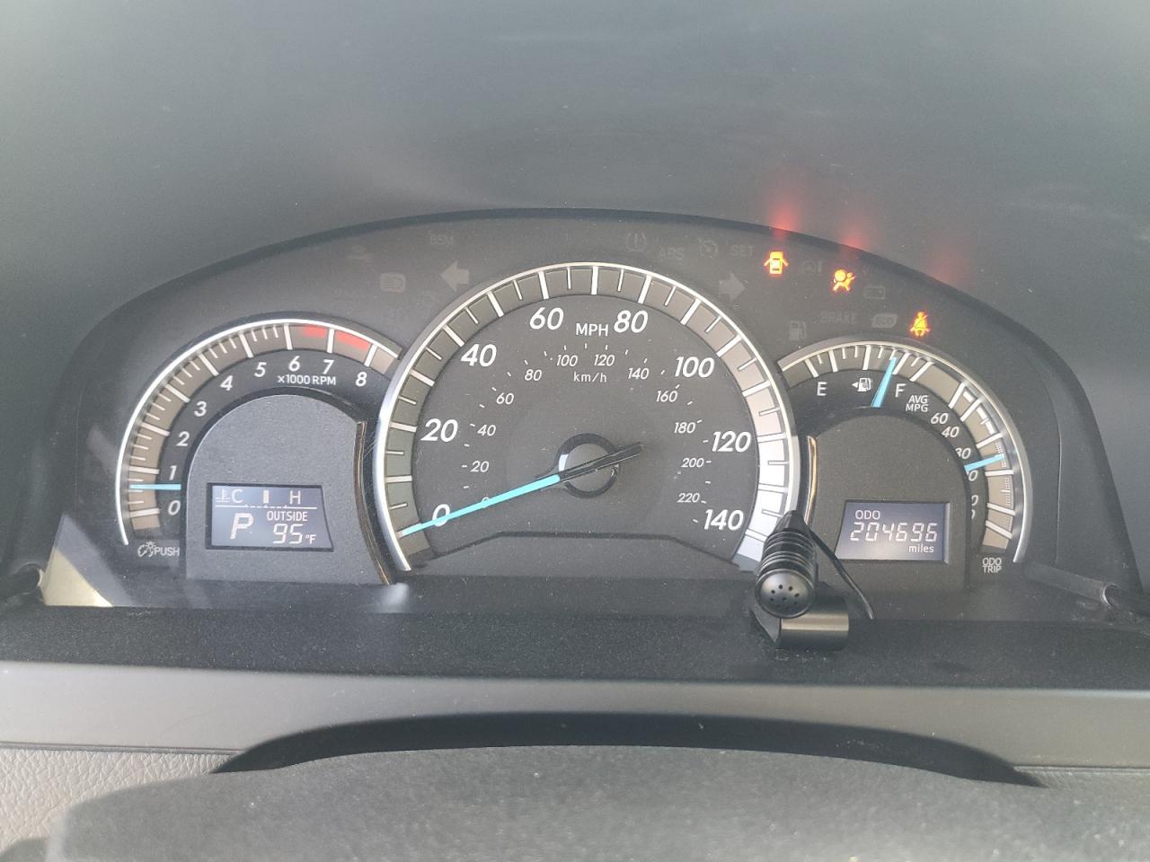 2014 TOYOTA CAMRY