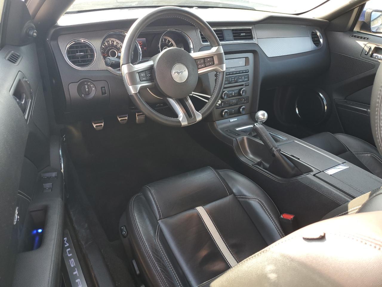 2013 FORD MUSTANG