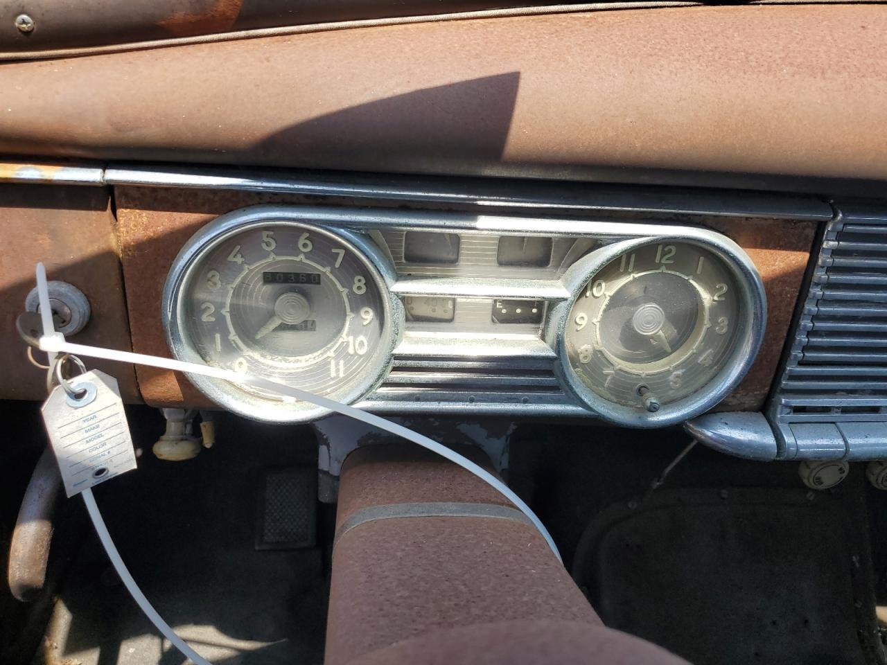 1949 Packard Dlx