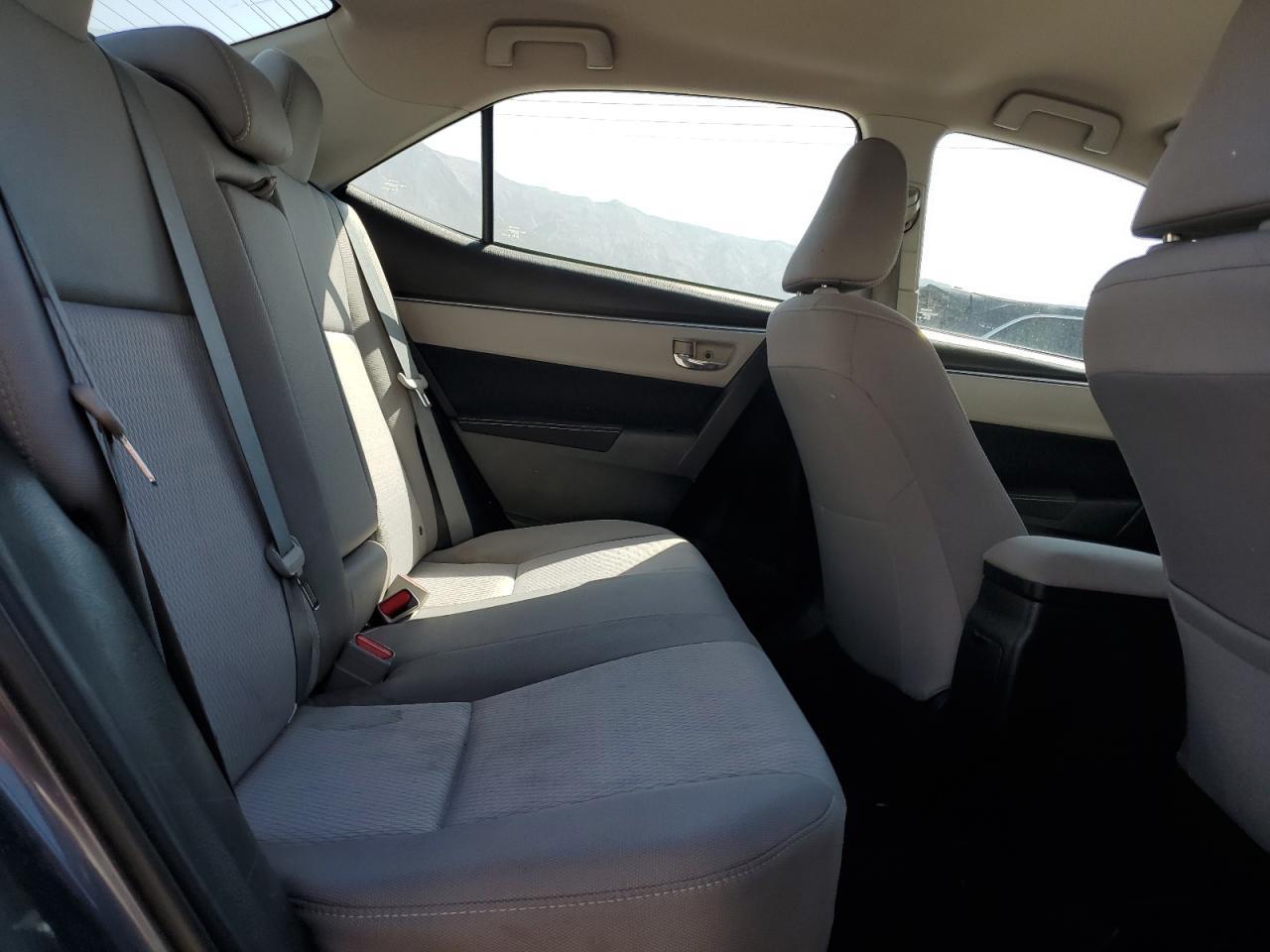 2015 TOYOTA COROLLA