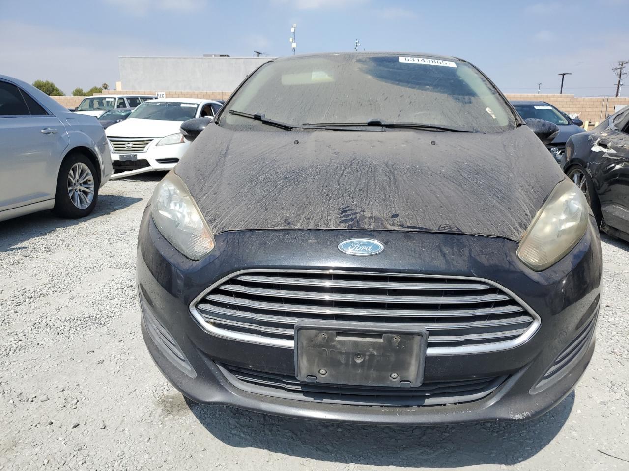 2015 FORD Fiesta