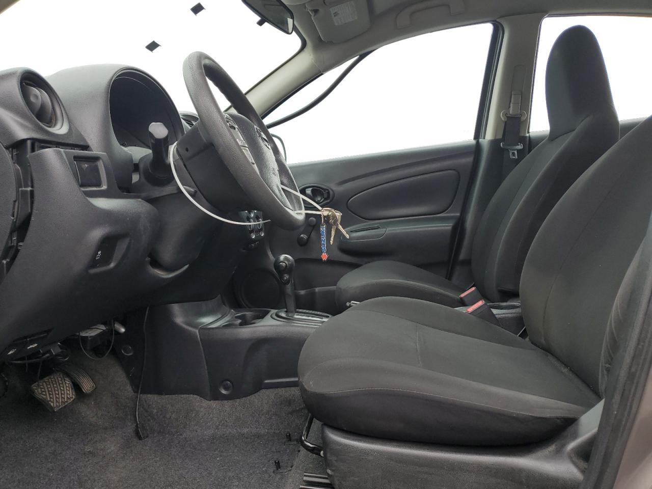 2015 NISSAN VERSA