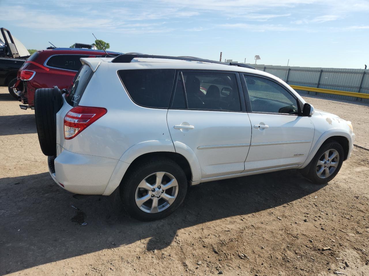 2011 TOYOTA RAV4