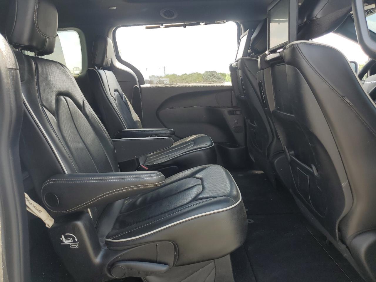 2022 CHRYSLER Pacifica