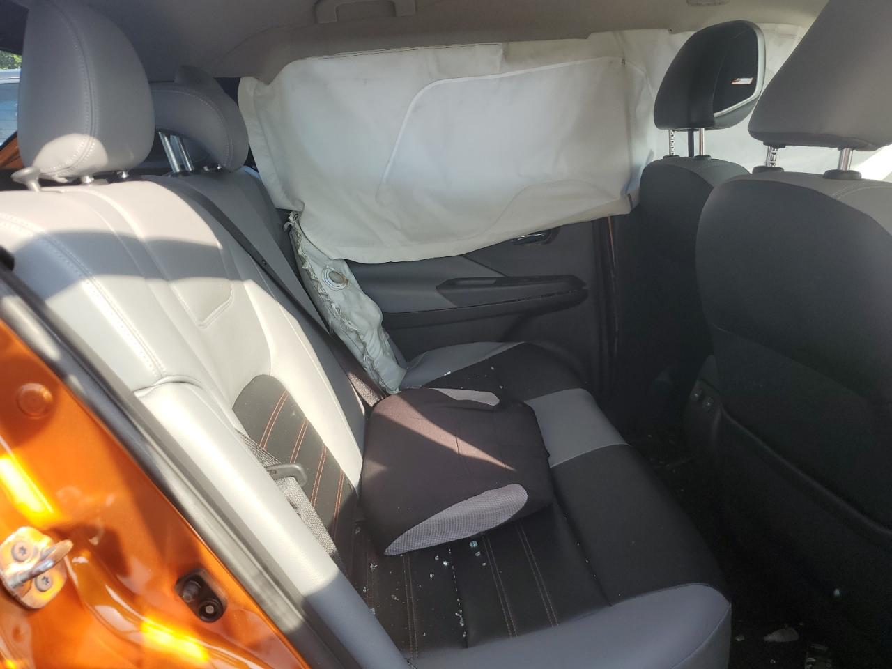 2023 NISSAN KICKS
