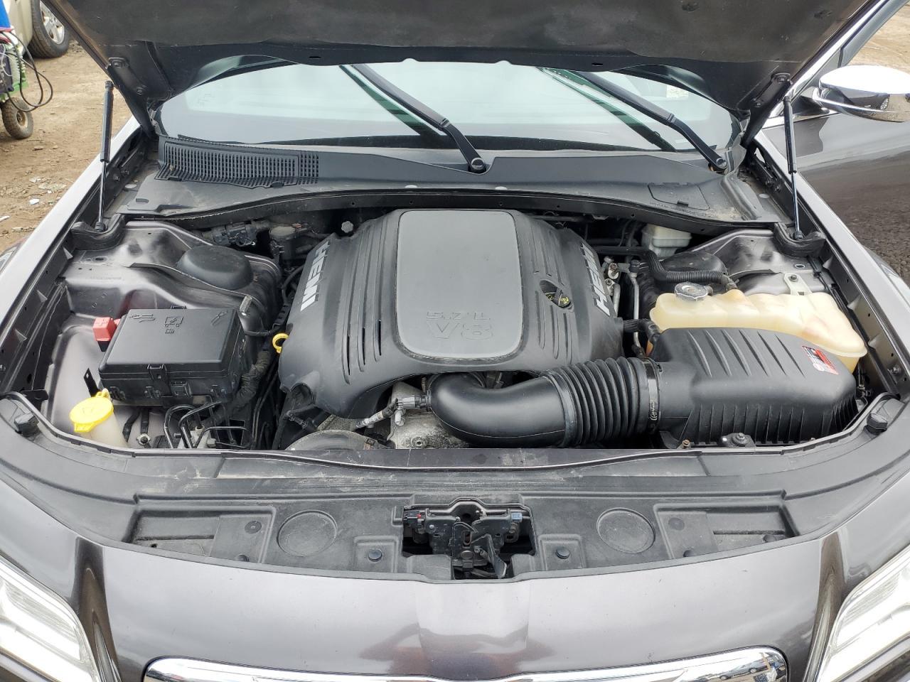 2013 CHRYSLER 300