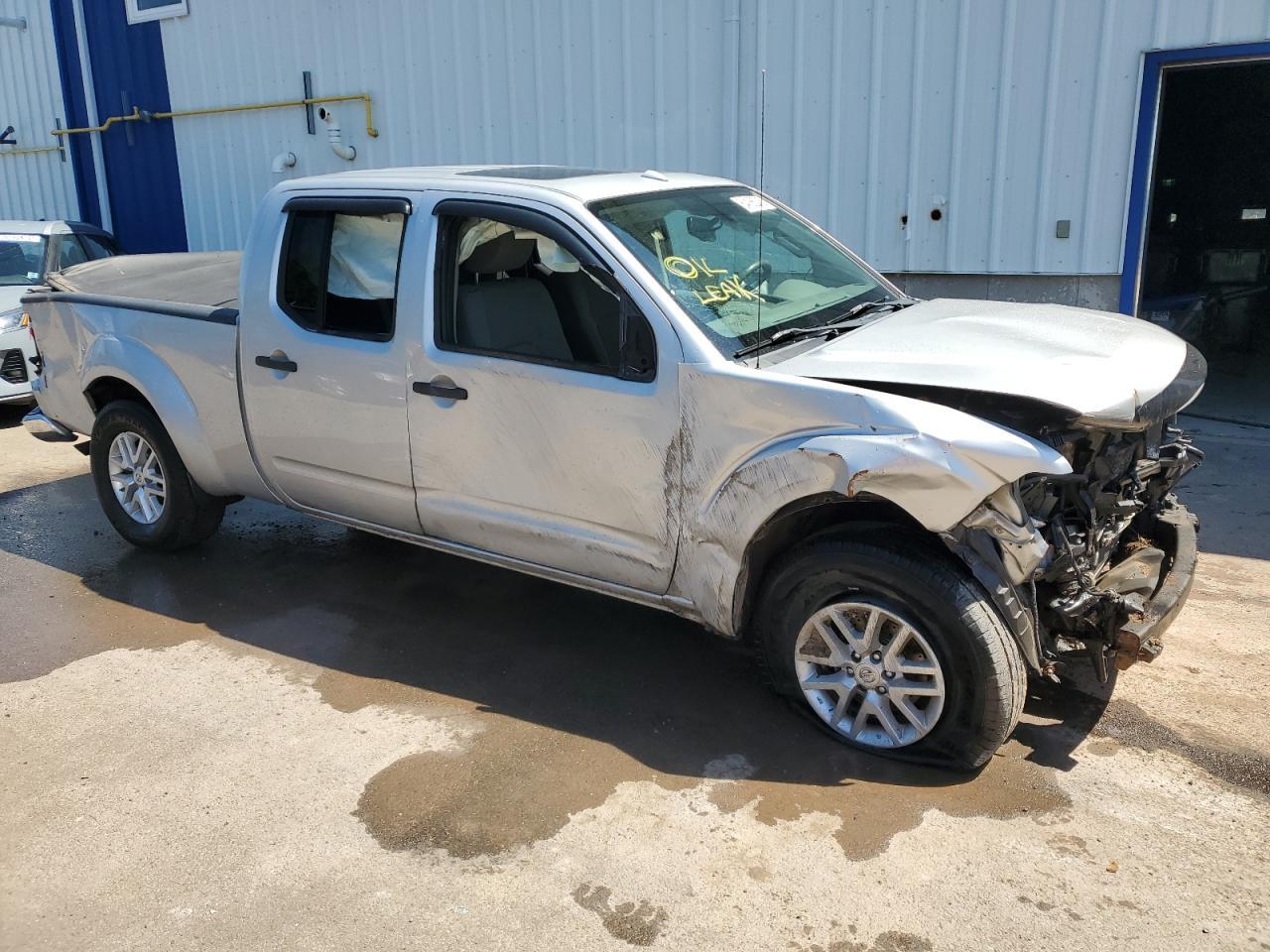 2017 NISSAN Frontier