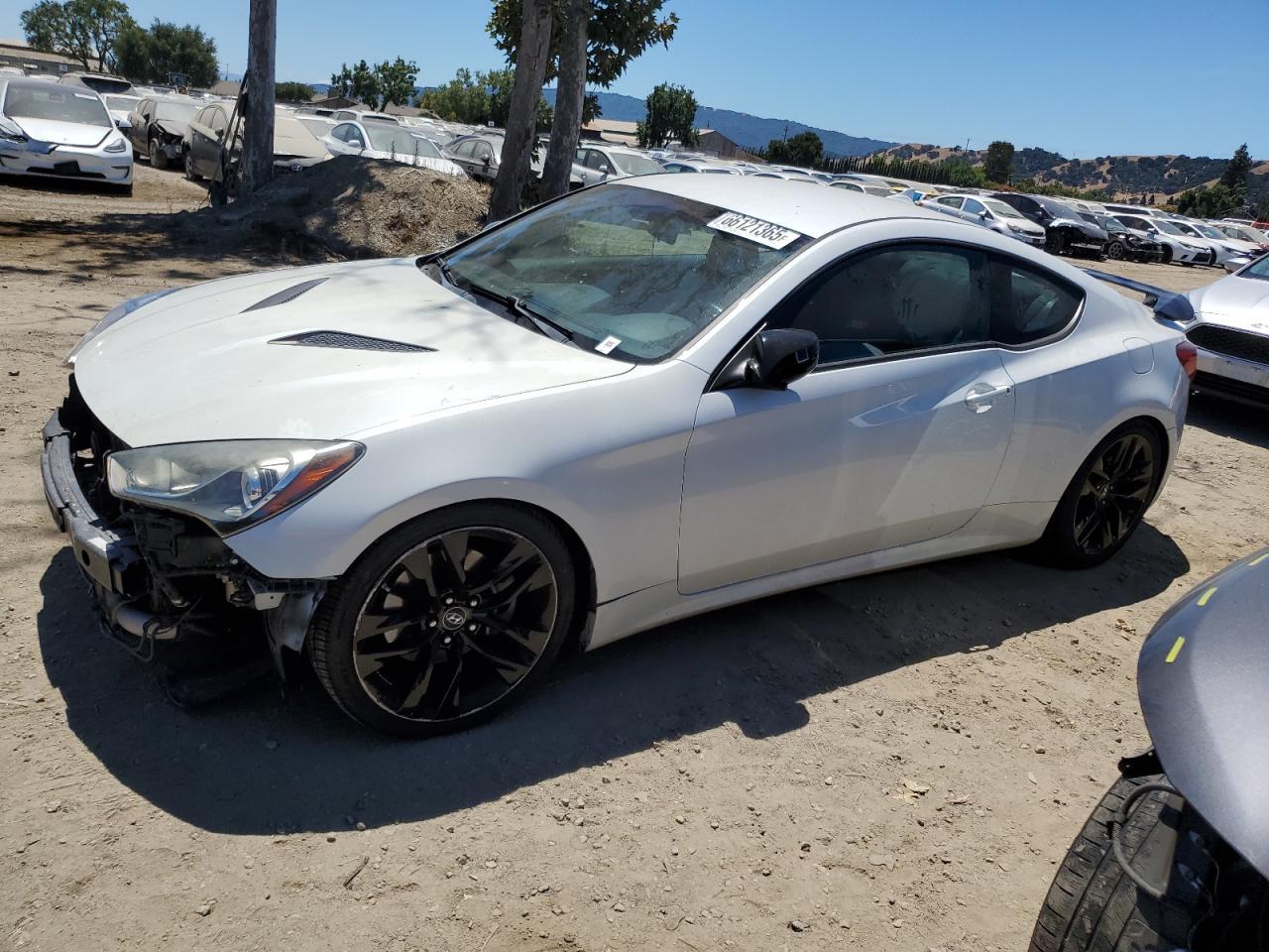 2013 HYUNDAI GENESIS