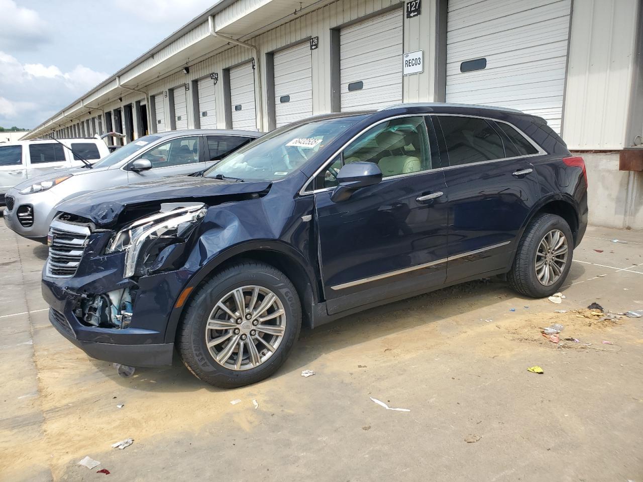 2017 CADILLAC XT5
