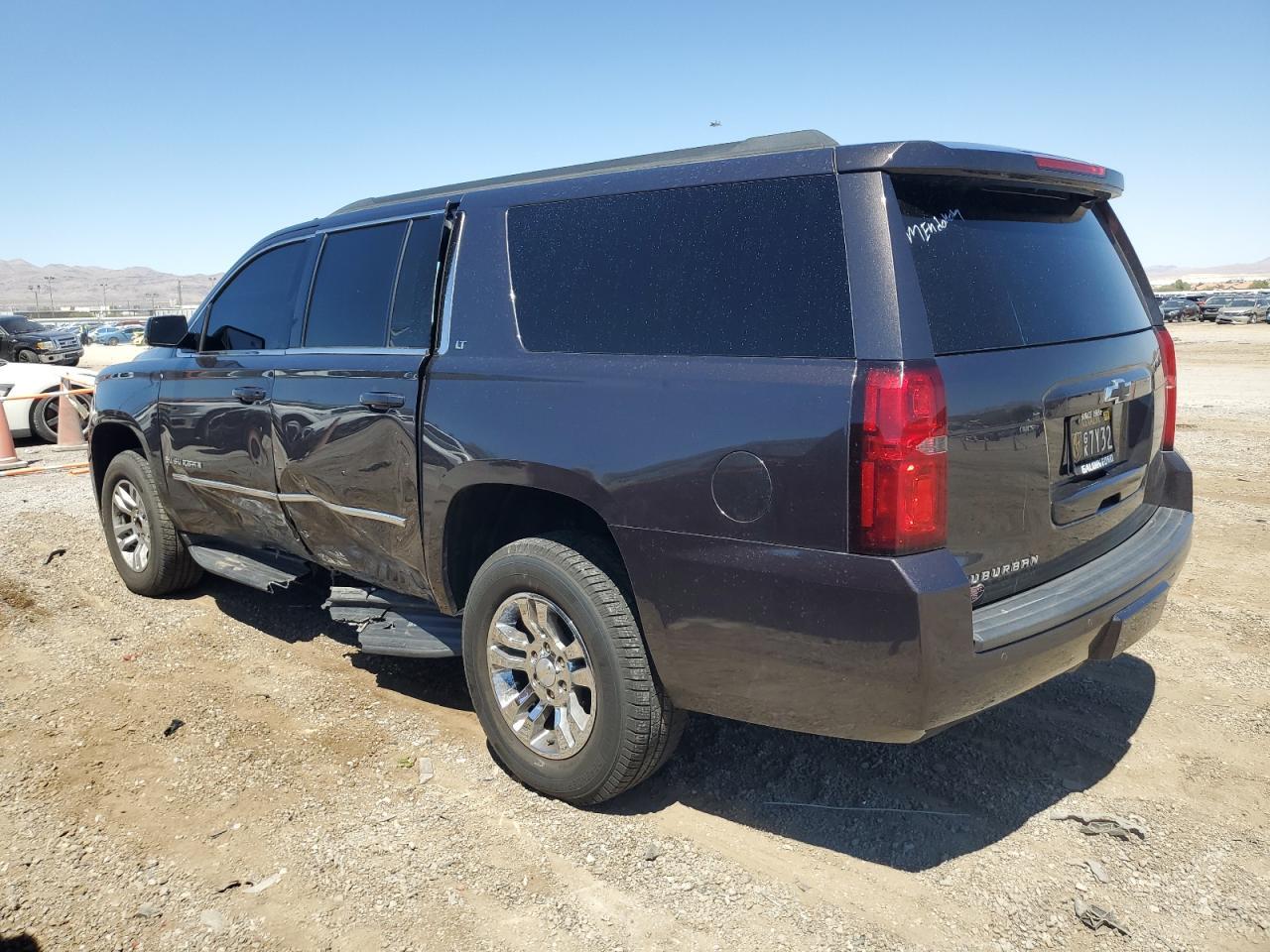 2016 CHEVROLET Suburban