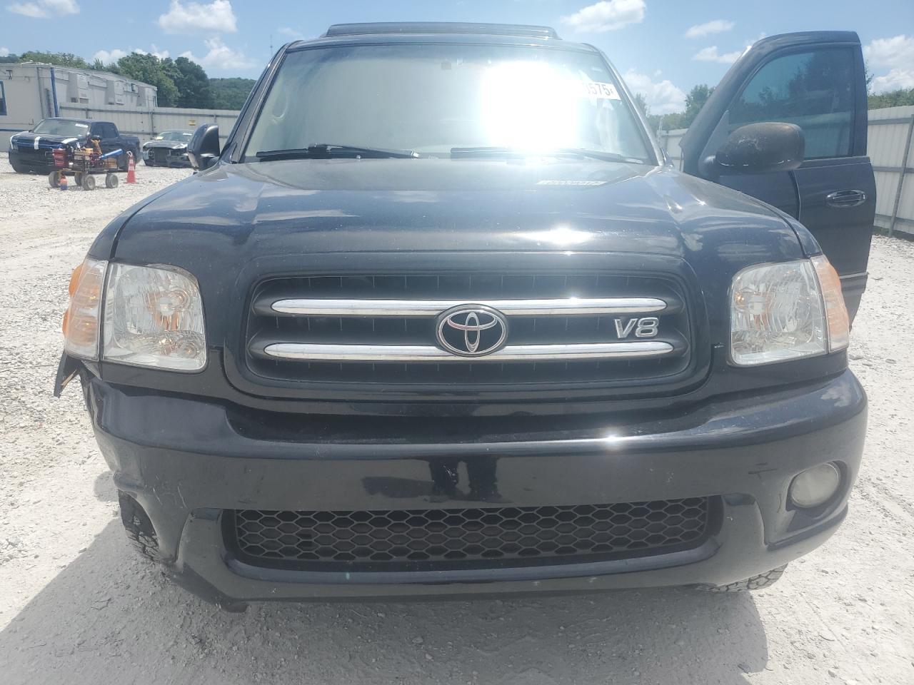2003 TOYOTA Sequoia
