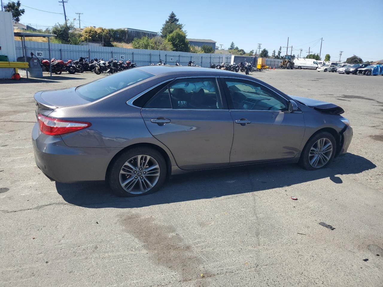2017 TOYOTA CAMRY