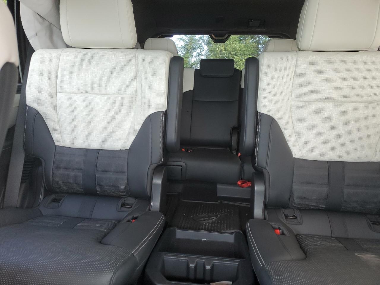 2025 TOYOTA Sequoia