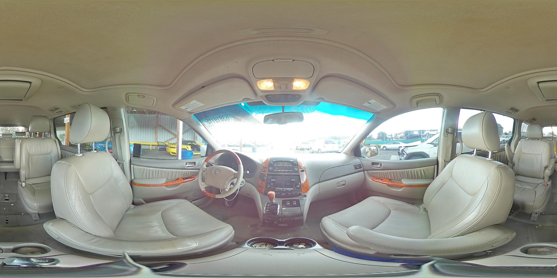2009 TOYOTA SIENNA