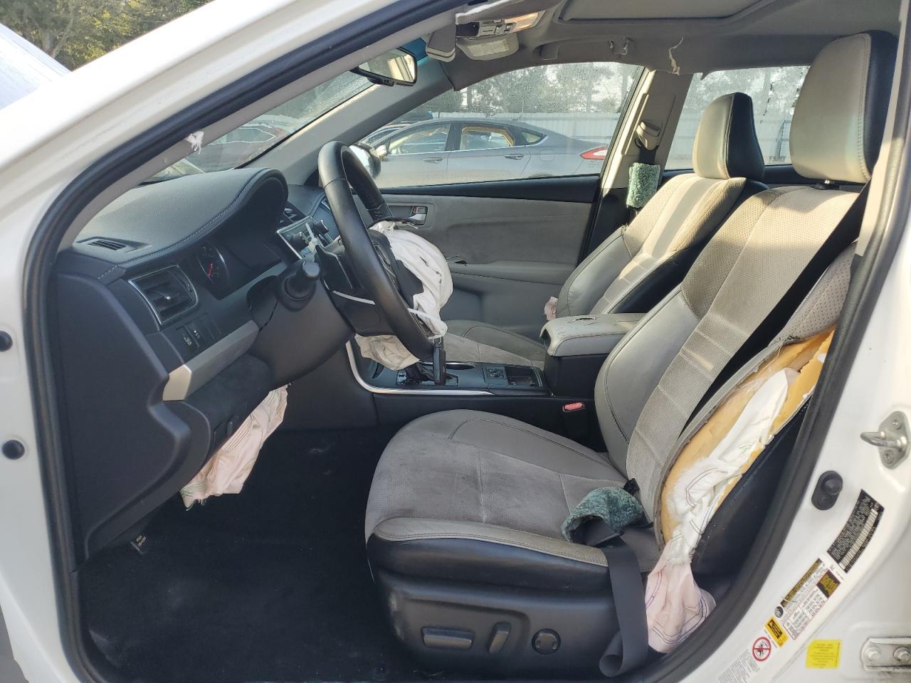 2017 TOYOTA CAMRY