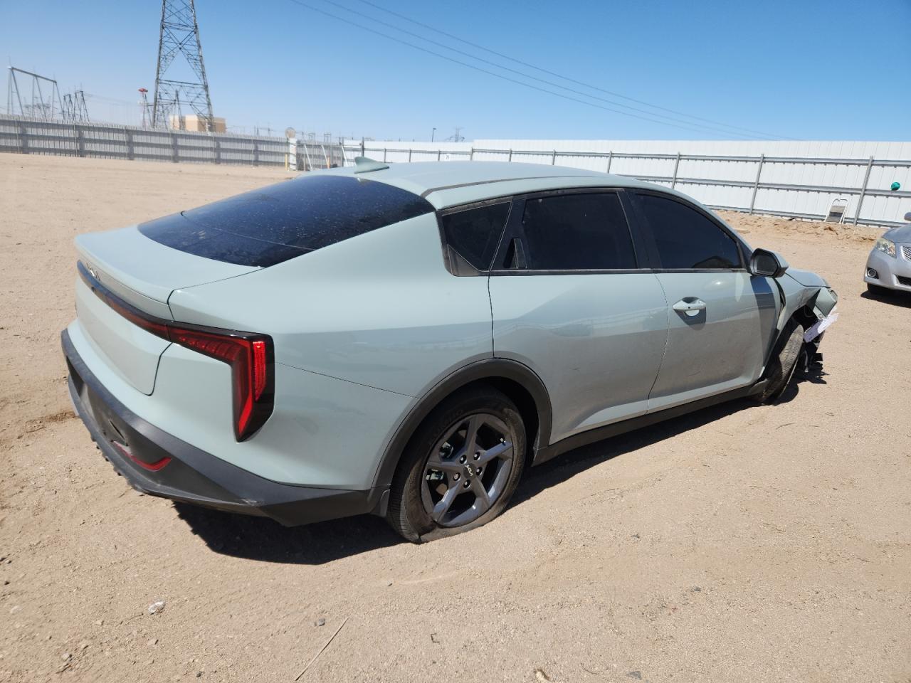 2025 KIA K4