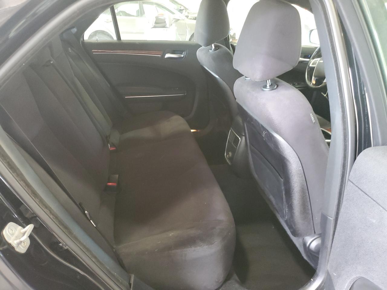 2012 CHRYSLER 300