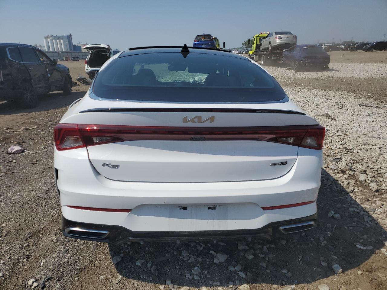 2022 KIA K5