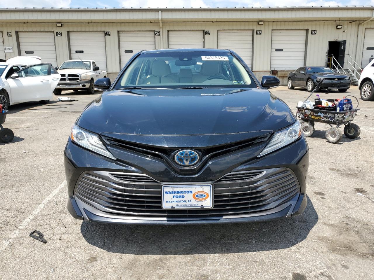 2018 TOYOTA CAMRY