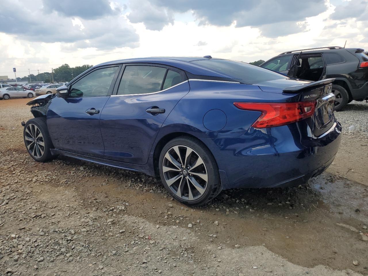 2016 NISSAN Maxima