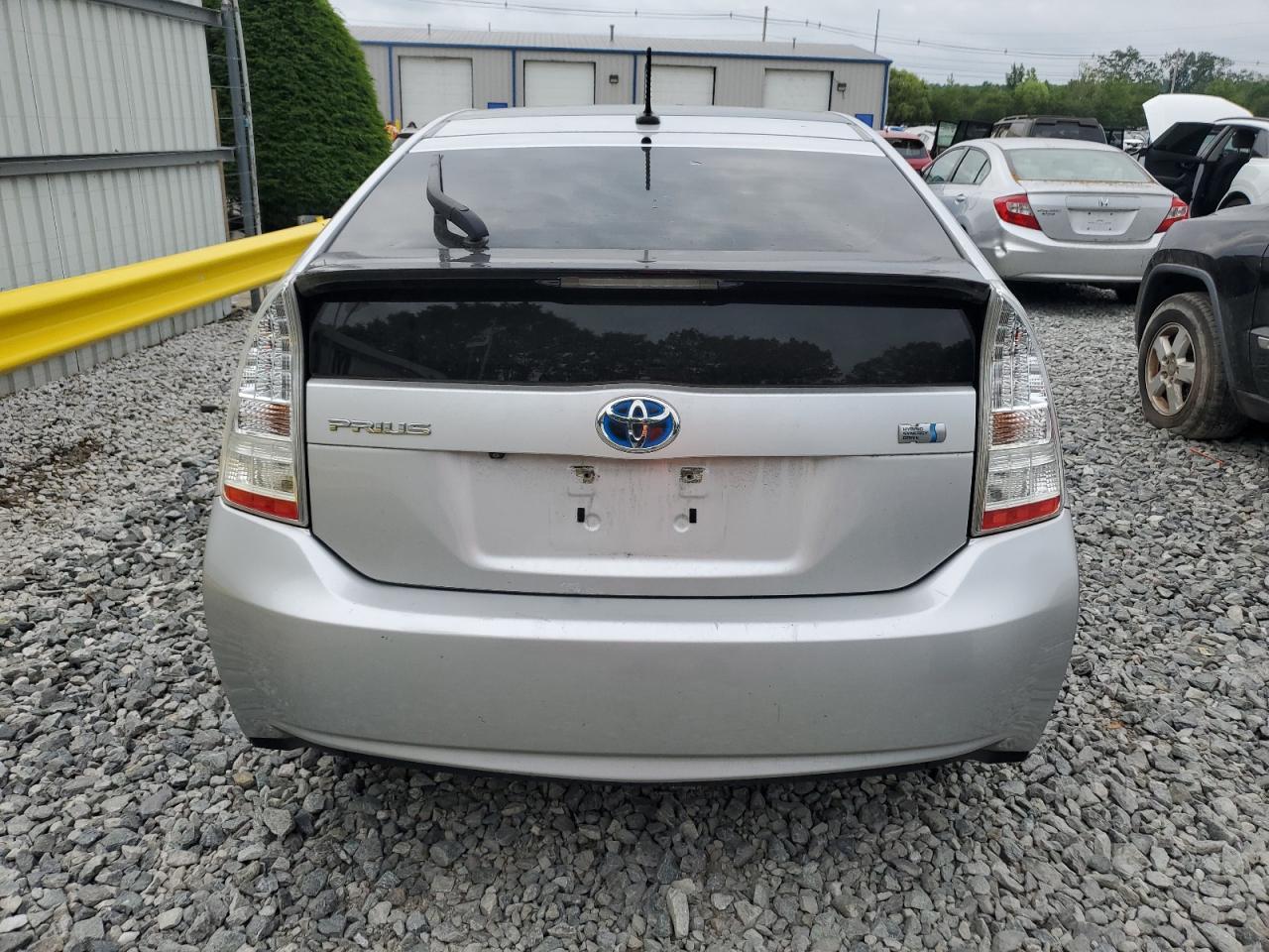 2010 TOYOTA PRIUS