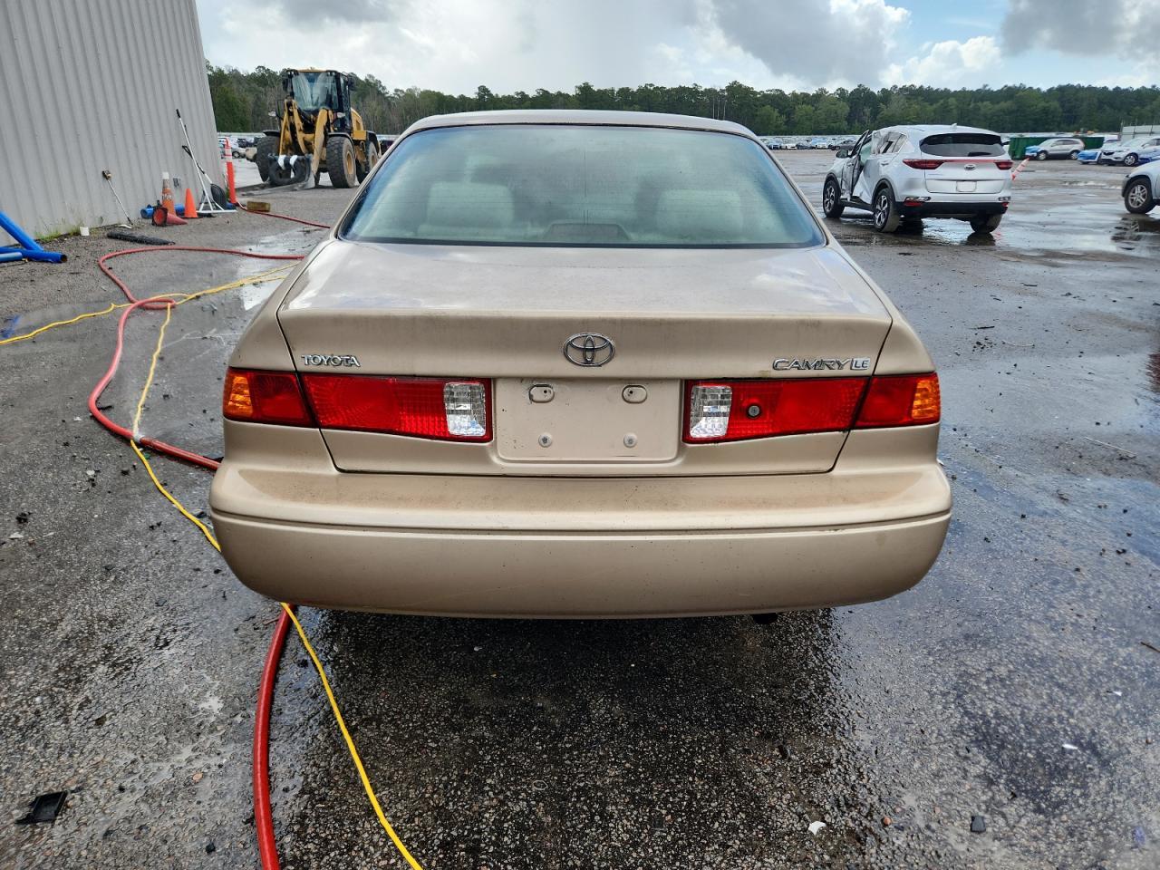 2001 TOYOTA CAMRY
