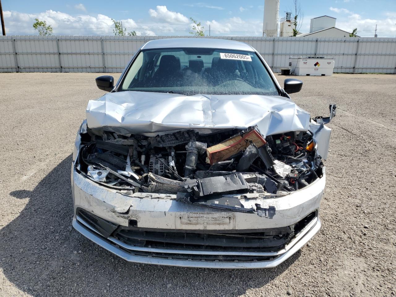 2015 VOLKSWAGEN JETTA