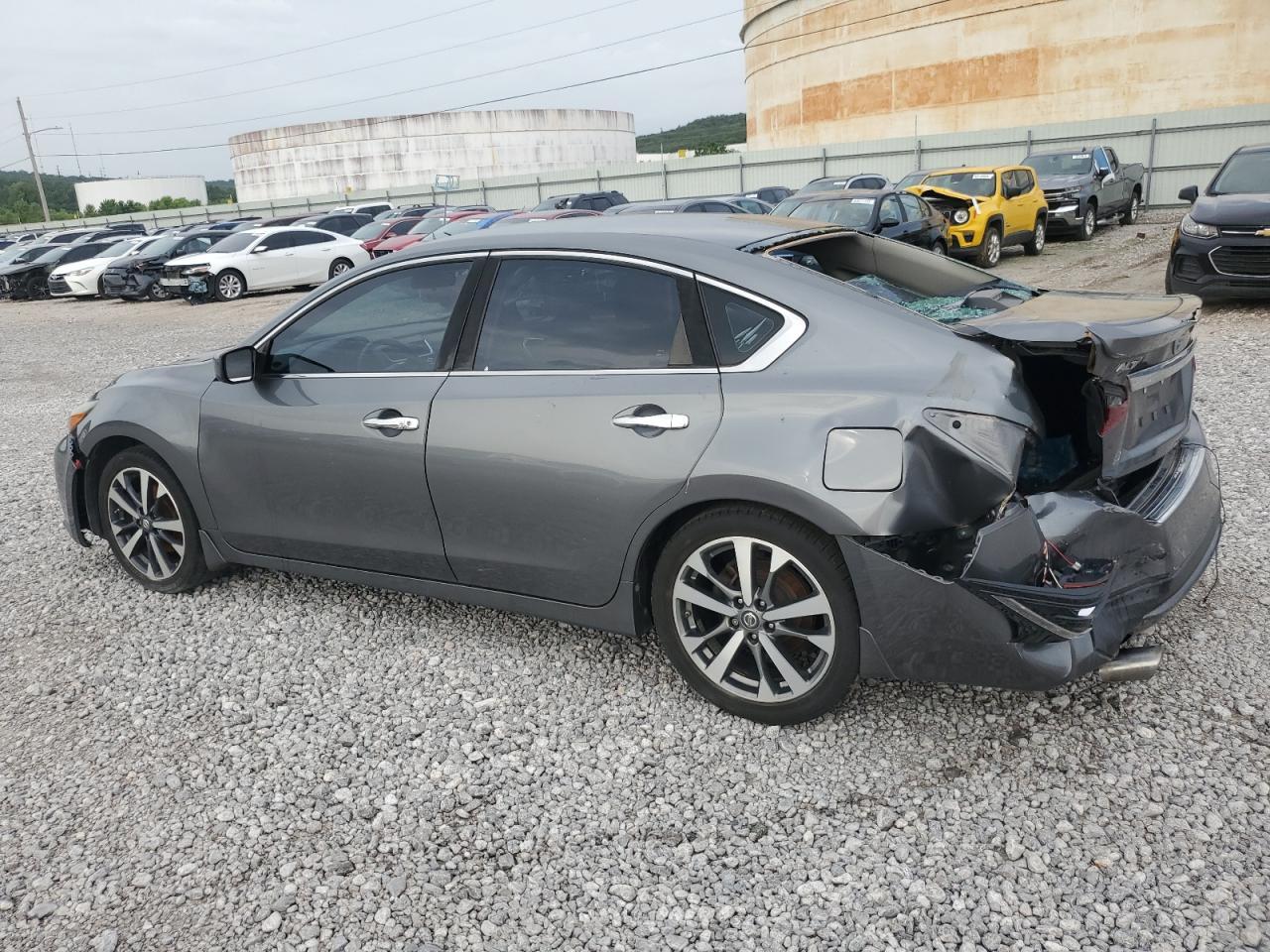 2017 NISSAN ALTIMA