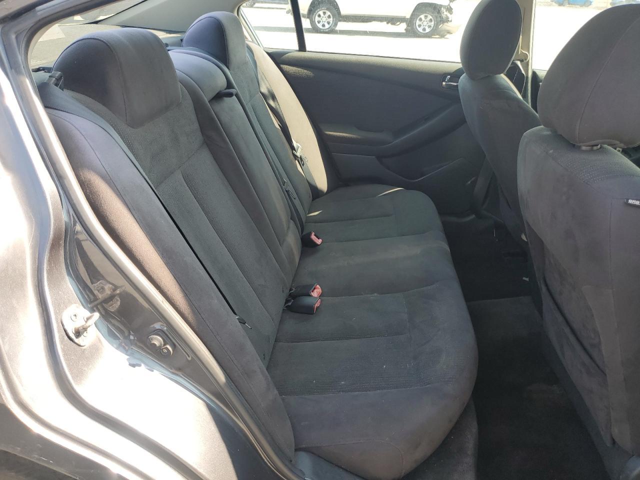 2010 NISSAN ALTIMA