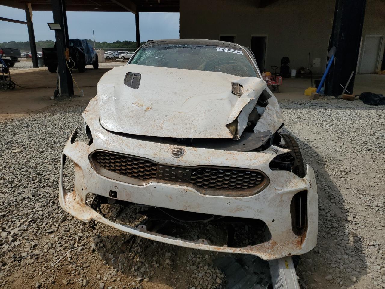 2022 KIA Stinger