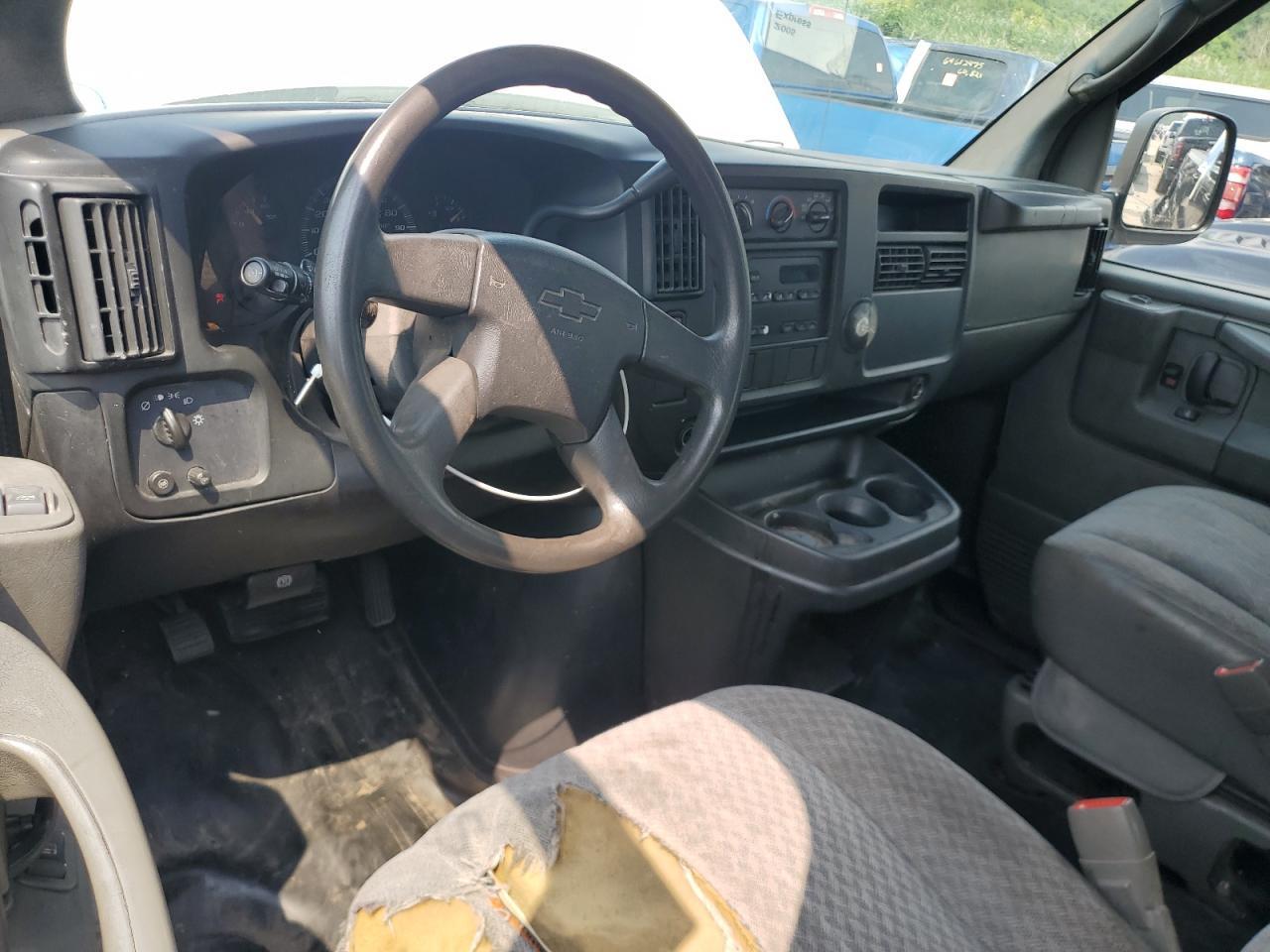2005 CHEVROLET Express 3500