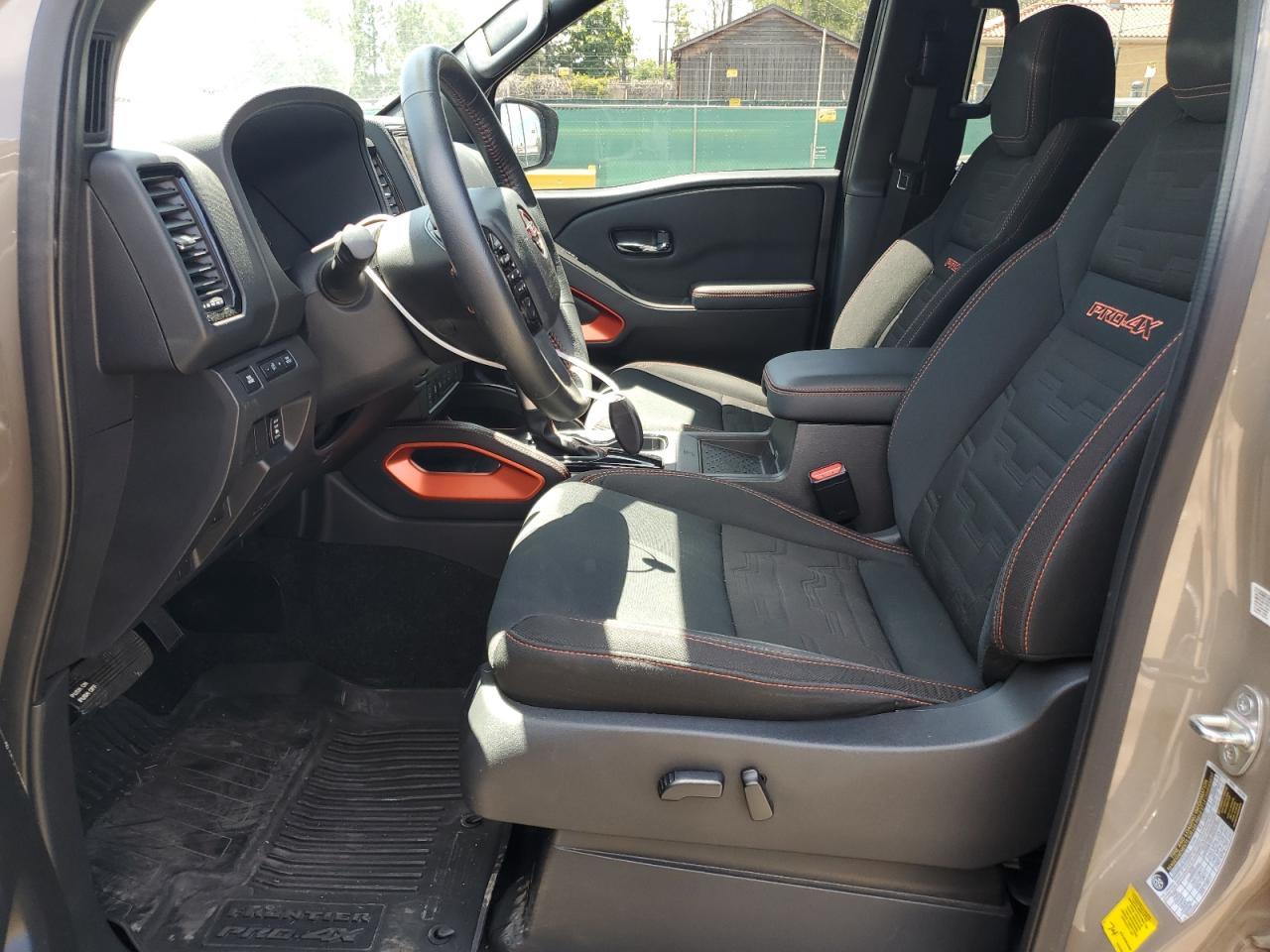 2022 NISSAN Frontier